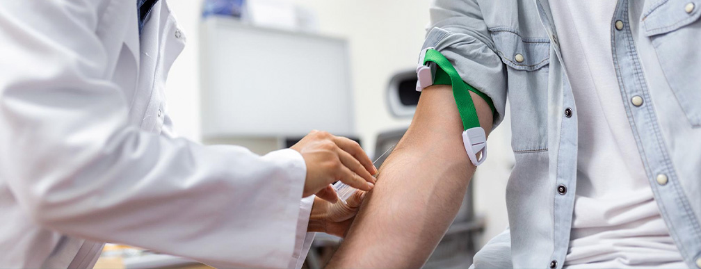 IMERSÃO PRÁTICA EM COLETA DE SANGUE VENOSO
