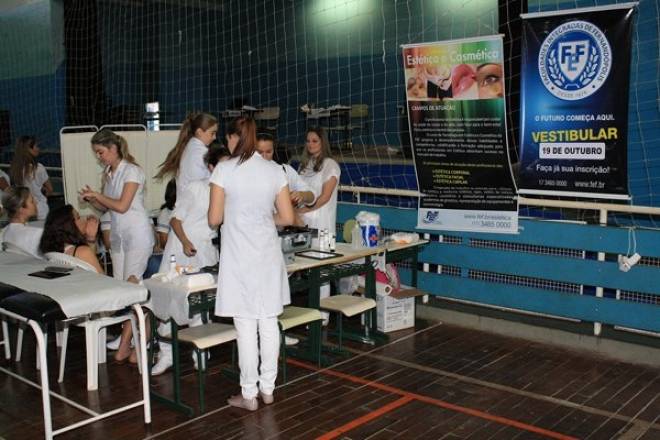 FEF - Notícias - FEF participa da feira de profissões em Santa Fé do Sul
