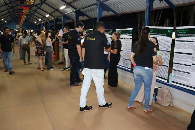 Imagem da Galeria da Notícia: II Conect FEF: Mostra de Banners destaca a diversidade de pesquisas e experiências acadêmicas